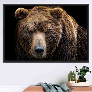 Cuadro en lienzo de oso pardo: estampado animal, decoración rústica, lienzo con marco negro - Product Image 1