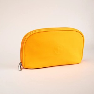 Bolsa grande de almacenamiento de maquillaje de cuero PU, organizador colgante impermeable con diseño de logotipo personalizado - Product Image 1
