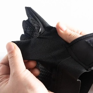 ถุงมือฟิตเนสยิมออกแบบโลโก้ได้ตามต้องการวัสดุใหม่ - Product Image 4