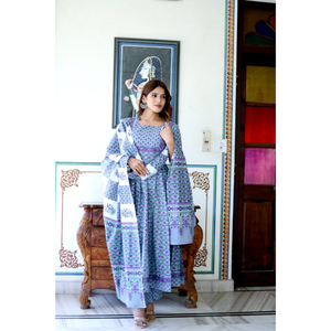 Élégant ensemble traditionnel Anarkali Kurti avec Dupatta assorti pour les événements formels d'hiver - Product Image 2