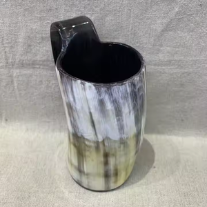 Cuerno de búfalo Tazas Fábrica de Vietnam Productos artesanales Cuerno Taza para beber por Artesanías de media luna - Product Image 1