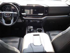 GM_C Sierra 1500 Elevation 2022 Usada en Buen Estado - Product Image 6