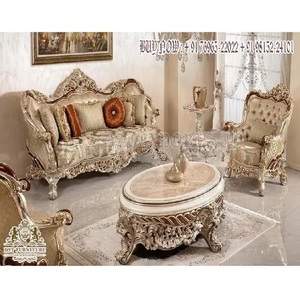 Juego de sofá tallado a mano de aspecto rico para el hogar Juego de sofá de 5 plazas de madera de teca tallada a mano Comprar juego de sofá real de lujo pulido en oro - Product Image 1