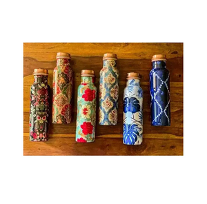 Botella Ayurvédica de agua de cobre, diseño diferente, cobre personalizado para exportación, tamaño personalizado, precio barato - Product Image 1