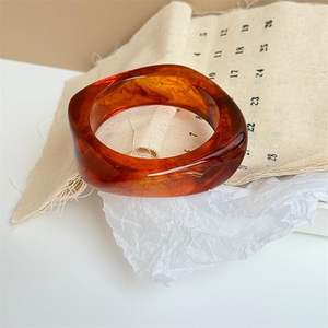 Bracelets carrés arrondis peints à la main en résine colorée, motif de mannequin de mode, faits à la main, pour femmes et filles, en provenance d'Inde - Product Image 2