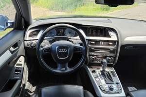 AUDI S4 2010 d'occasion, conduite à gauche/droite - Product Image 4