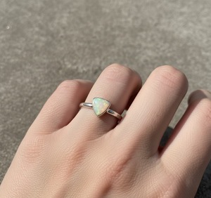 Anillo de Compromiso de Plata de Ley 925 de Estilo Vintage con Ópalo de Fuego Indio de Buena Calidad, Engaste de Canal con Incrustaciones para Niños Islámicos - Product Image 5
