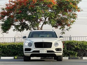 เบนท์ลีย์ เบนเทย์กา วี8 ปี 2021 ใหม่ /AWD กล้องมองหลัง 360 องศา รับน้ำหนักได้ 31-40 ตัน ระบบดีเซล/แก๊ส เกียร์อัตโนมัติ - Product Image 3