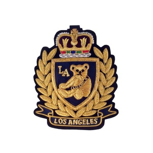 Insigne de broderie à la machine patchs de broderie patchs et badges bon marché club pakistan usine broderie blazer badges - Product Image 1