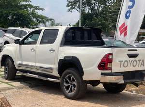 Toyota Hilux d'occasion abordable 2020 - Product Image 3