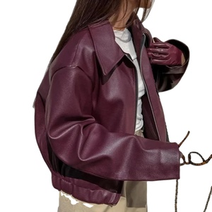 Veste en cuir bordeaux surdimensionnée pour femmes, veste bomber minimaliste moderne, veste en cuir de mouton chic et ample, veste en cuir souple pour femmes - Product Image 3