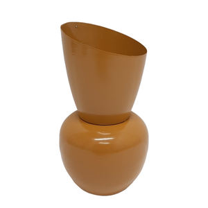 Florero de Metal de diseño elegante con acabado naranja para el hogar y la boda Decoración de mesa Florero de Metal personalizado hecho a mano - Product Image 1