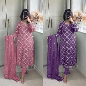 Antra Lifestyle Bollywood Style Designer Pearl Adornado Kurta Pant Suit con Dupatta Indian Pakistani Party Outfit - Product Image 2