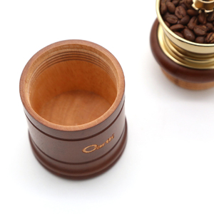 เครื่องบดเมล็ดกาแฟแบบมือถือสไตล์วินเทจแบบพกพาที่ทำจากไม้โลหะและเหล็กดีไซน์โดดเด่นทางธุรกิจแบบย้อนยุค - Product Image 2