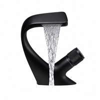 Robinet de lavabo haut de gamme WYRAX en acier inoxydable 304 brossé, moderne et contemporain, à montage sur comptoir, monotrou, avec mitigeur à poignée unique et aérateur en céramique