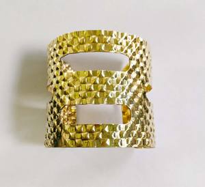 Brazalete recortado de latón Fabricación de calidad superior Diseño en relieve Tamaño libre Sin plomo Joyería de moda de latón Pulsera de tono dorado - Product Image 6