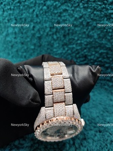 Venta al por mayor precio al por mayor de lujo hecho a mano totalmente helado Moissanite diamante Micro ajuste relojes de pulsera mecánicos para hombres y mujeres - Product Image 3