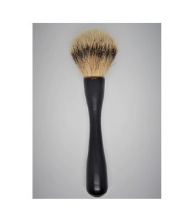 Brosse à raser en corne avec manche en corne, brosse à raser pour le rasage et personnalisée - Product Image 1