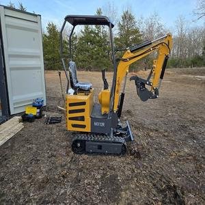 Mini-excavatrice de 1 à 2 tonnes à vendre, moteur diesel haute puissance, fiable pour les travaux de terrassement, de levage et de préparation de chantier - Product Image 1