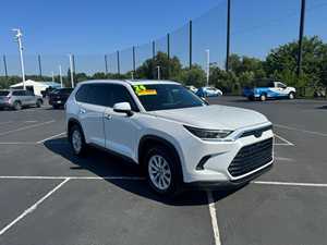 Toyota Highlander XLE 2024 d'occasion en excellent état - SUV - Traction avant - Sièges en cuir - Product Image 5