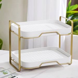 Étagère pliée de haute qualité magnifiquement fabriquée à la main Étagère à épices en verre au design unique Métal artisanal pur - Product Image 1