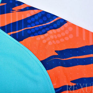 ชุดฟุตบอลสำหรับผู้ชายชุดเครื่องแบบฟุตบอลแบบปรับแต่งได้เต็มรูปแบบ - Product Image 4