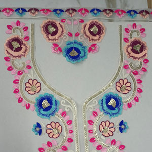 Patch de col en tissu net gracieux avec broderie et paillettes pour les tenues indiennes robe blouse saree et utilisation de kurtis - Product Image 3