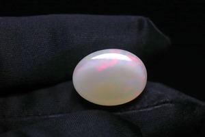 Ópalo de fuego blanco natural etíope Welo de alta calidad, 10.60 CT, corte corazón, cabujón, piedra preciosa para joyería de Mehrajudin Gems - Product Image 3
