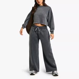 Conjunto de pantalones Jogger de dos piezas de talla grande y alta calidad, chándal de mujer personalizado liso en blanco grueso con cuerda - Product Image 1