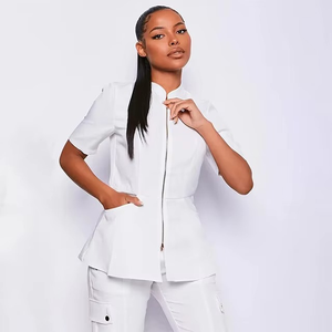Uniforme Médico de Buena Calidad, Conjunto de Blusa y Pantalón Tejidos, Manga Corta, Cuello Alto, Uniforme de Enfermera Cómodo para Mujer, con Logotipo Personalizado - Product Image 5