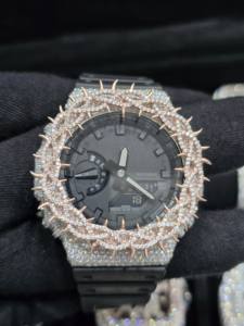 Bling personnalisé pour montre numérique Casio avec lunette en diamant moissanite, style hip-hop, montre sertie de diamants, cadeau fait main pour lui - Product Image 1