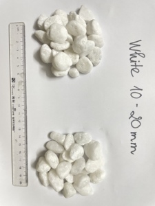 Galets et galets de pierre de rivière blanche neige de haute qualité finition naturelle polie directement du Vietnam - Product Image 3