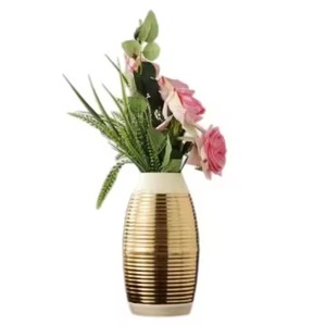 Hermoso florero de metal para decoración del hogar, perfecto para centro de mesa, sala de estar y decoración de oficina - Product Image 3