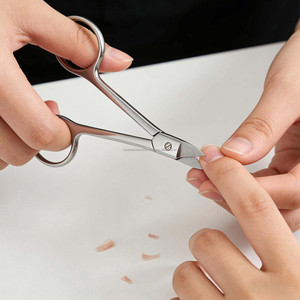 Ciseaux ergonomiques en acier inoxydable haute performance pour soins des ongles professionnels, ciseaux de pédicure confortables à pointe affûtée pour la coupe - Product Image 5