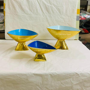 Bol de service à salade de fruits en aluminium plaqué or Nouveau design de bols à mélanger sur trépied pour hôtels et fêtes - Product Image 6