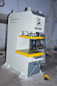 Développement de nouveaux produits Presse hydraulique à emboutissage profond à cadre en C Double action hydraulique avec composant de base PLC - Product Image 4