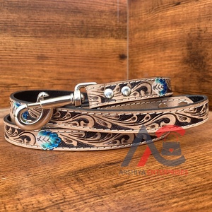 Laisse de dressage de chien en cuir usiné à la main avec poignée rembourrée personnalisable de haute qualité en cuir véritable de luxe laisses pour animaux de compagnie - Product Image 1