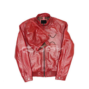 Chaqueta de Cuero Genuino Roja con Capucha Desmontable, Cierre Frontal con Cremallera, Estilo Bomber/Biker Versátil, Prenda Exterior de Primera Calidad - Product Image 3