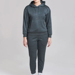 Conjunto Deportivo de Tela Suave y Ajuste Flexible, Diseñado para Entrenamiento, Running y Uso Diario - Product Image 1