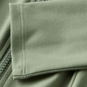 Haut de yoga zippé pour l'été respirant et évacuant l'humidité avec des caractéristiques Soft Touch Lounge Top - Product Image 6