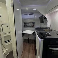 Caravane TEARDROP 2-3 personnes, mini-remorque, excellente qualité, blanche, avec certificat CE, à vendre aux États-Unis et en Europe