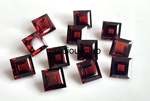 โกเมนธรรมชาติตัดสี่เหลี่ยม3มม.-หลวมโกเมนแดงคุณภาพสูงตัดสี่เหลี่ยม - Product Image 2