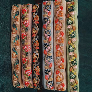 Tissu en dentelle brodée personnalisée de haute qualité pour robes de mariée, vêtements de mode, textiles de maison disponibles en différentes couleurs - Product Image 1