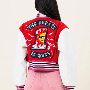 Chaqueta universitaria con logotipo personalizado del fabricante, prendas de vestir exteriores informales bordadas para mujer, ropa de calle de gran tamaño, chaqueta universitaria supersuave para mujer - Product Image 5