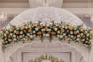 Mandap de Boda Estilo Raj Mahal con Domo, Decoración de Escenario de Boda Blanca Premium, Calidad de Exportación, Tendencia 2026, Mandap para EE. UU. - Product Image 3