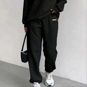 Conjunto de 2 piezas de talla grande informal unisex, sudadera de manga larga con cuello redondo, pantalones de chándal deportivos, trajes a juego con estampado de letras y logotipo - Product Image 3