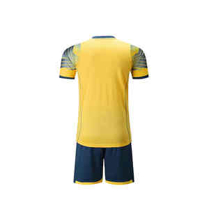 Service OEM Fabrication pakistanaise Uniforme de football Meilleure qualité en stock Uniformes disponibles Uniformes de football Maillots de football - Product Image 5