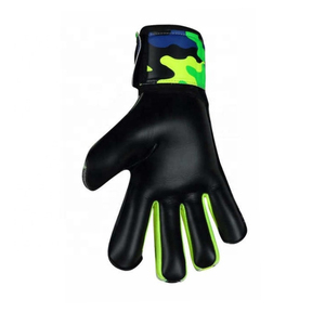 Fournisseur direct d'usine de gants de gardien de but élégants et souples, conception personnalisée avec un nouveau service OEM de gants de sport de haute qualité - Product Image 6