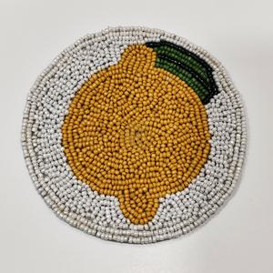 Posavasos de té verde oscuro hecho a mano de la colección Signature, elegante diseño tradicional, ajustes de mesa con cuentas, alfombrillas y almohadillas - Product Image 3