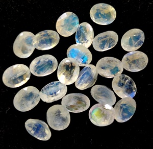 Natural <b>Rainbow</b> Moonstone Oval Cut 5x7mm Faceted Fine Blue Flashy Quality - <b>Top</b> Blue Flashy <b>Rainbow</b> Moonstone Loose Gemstone - Product Image 1